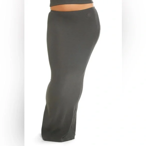 Body by Raven ribbed maxi essentials set (charcoal) - Picture 2 of 3